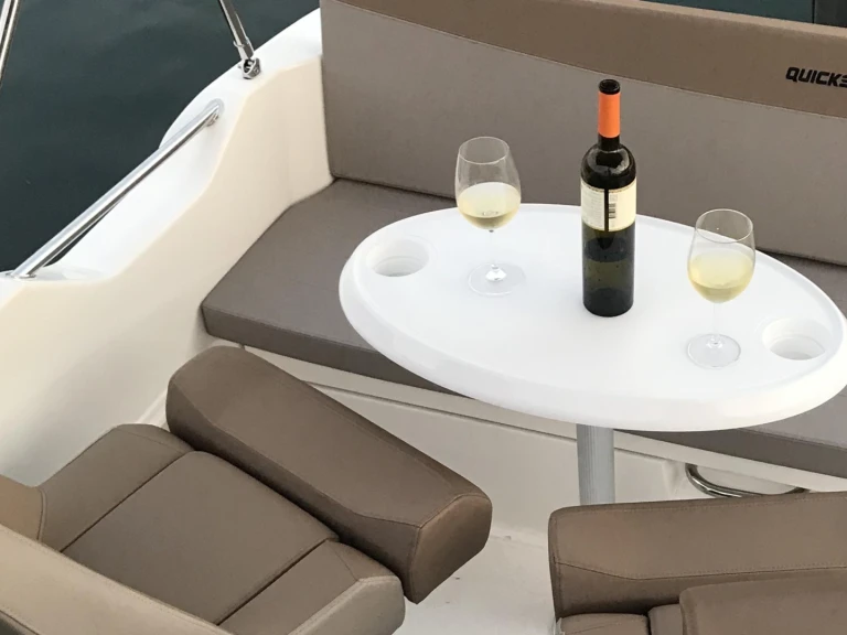 Hire a Quicksilver Quicksilver 605 Sundeck Cannes