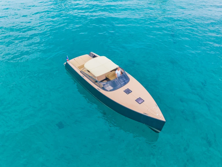 Yacht charter Cannes - VanDutch VanDutch 40 on SamBoat