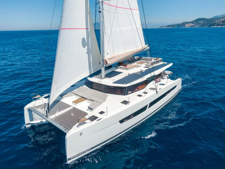 Charter a Fountaine Pajot Aura 51 in Castellammare di Stabia on Samboat