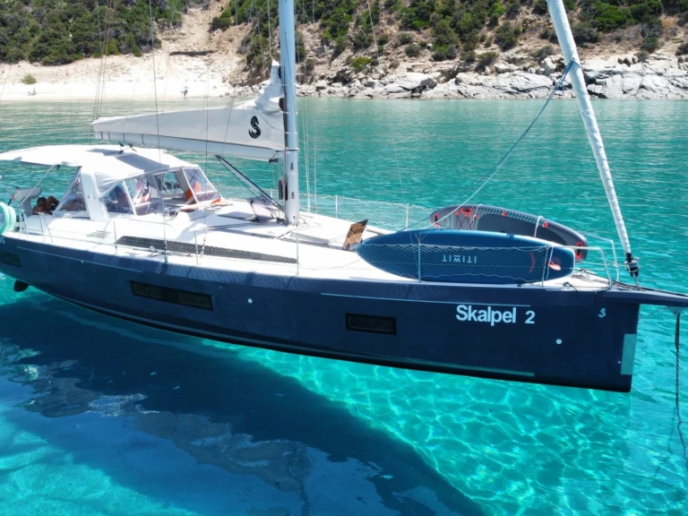 Charter a Bénéteau Oceanis 51.1 in Cagliari on Samboat