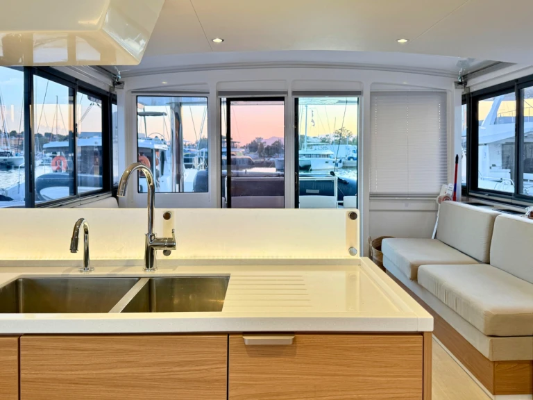 Hire a Bali Bali 4.8 Néa Péramos