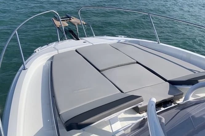 Yacht hire Sant Antoni de Portmany cheap Cap Camarat 9.0 WA