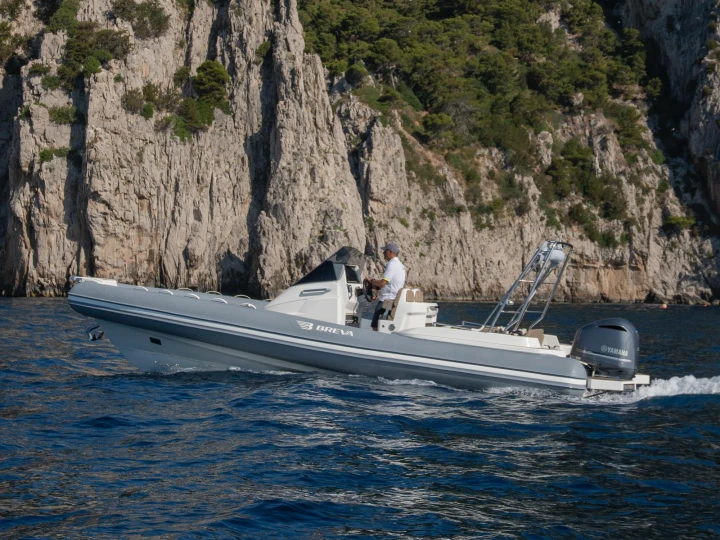 Yacht hire Sorrento cheap BREVA 800