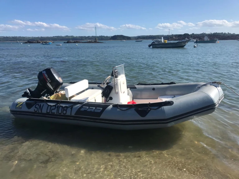 Hire RIB with or without skipper Zodiac Ploubazlanec