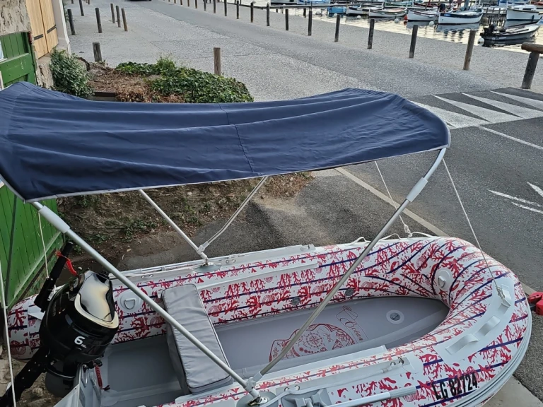 Yacht charter Le Brusc - Océan Skull RIB3 on SamBoat