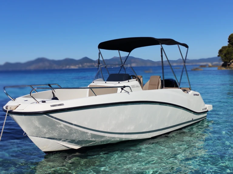 Yacht hire Mandelieu-la-Napoule cheap Quicksilver 555 Open