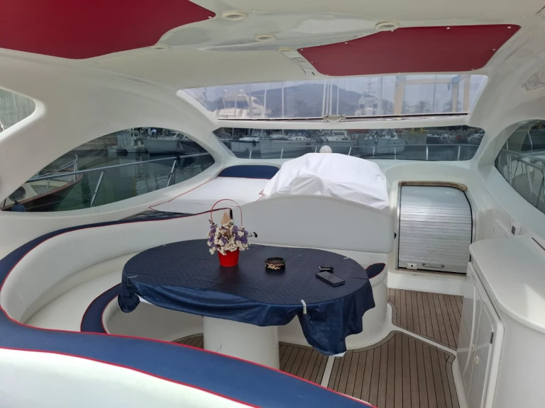 Luxury Yacht to hire Trapani at the best price
