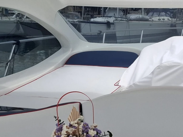 Hire Luxury Yacht PRIMATIST By Bruno Abbate with a boat licence