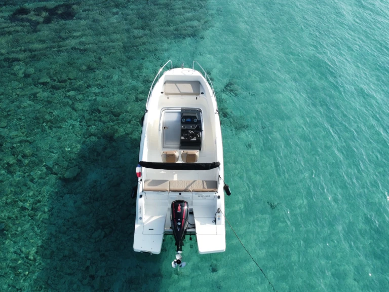 Charter a Quicksilver Activ 675 Open in Mandelieu-la-Napoule on Samboat