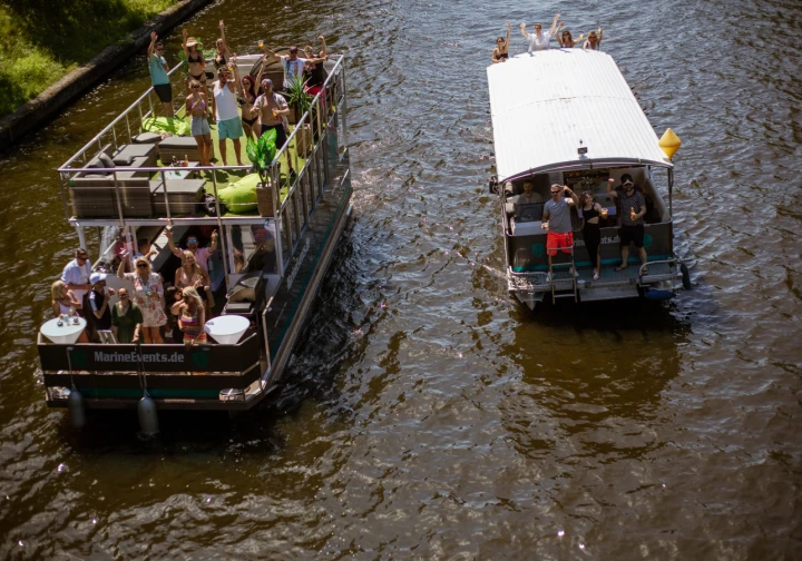 Hire a Playcraft Excursion Berlin