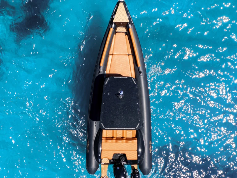Hire Motorboat INDIGO with a boat licence