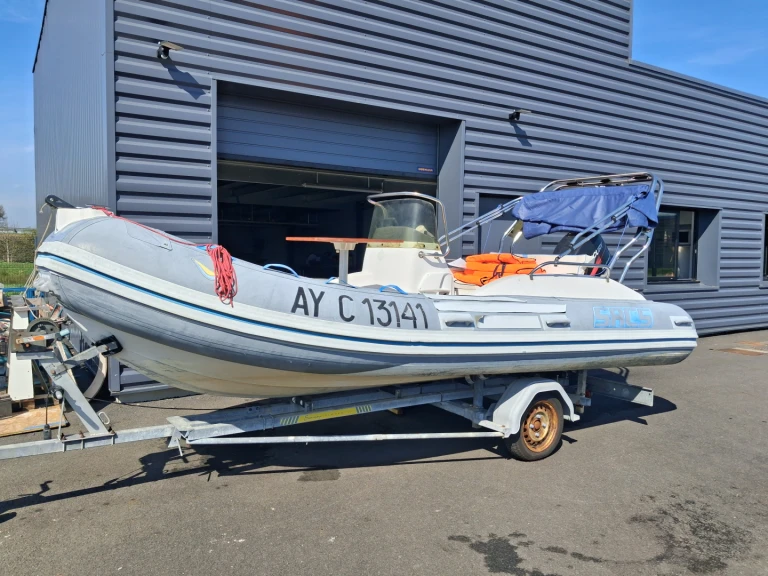 RIB hire in Nantes - Sacs Sacs S 475