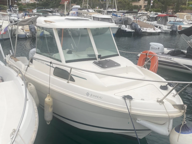 Hire Motorboat with or without skipper Jeanneau Théoule-sur-Mer