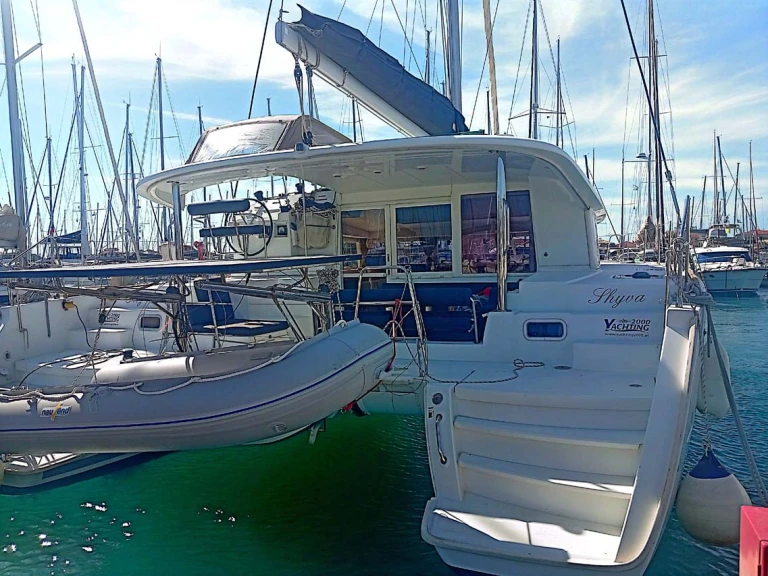 Yacht charter Lefkáda - Lagoon Lagoon 400 S2 on SamBoat