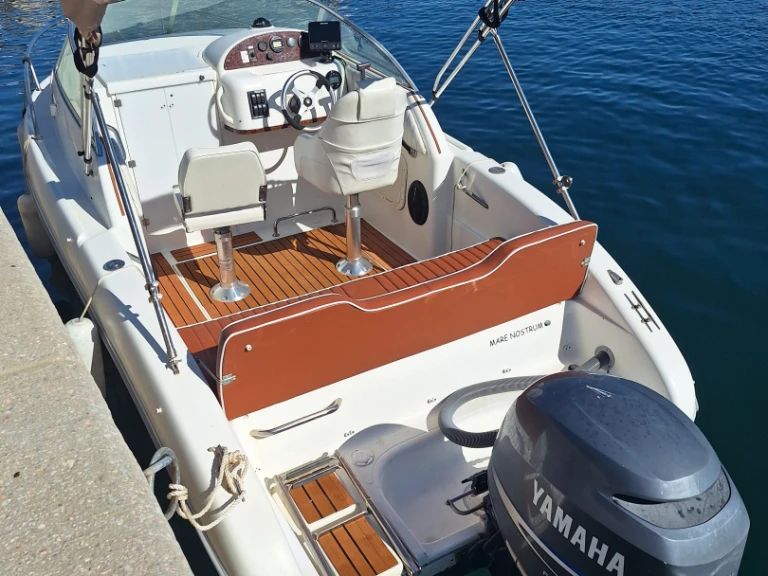Yacht charter Marseille - Sessa Marine Oyster 20 on SamBoat