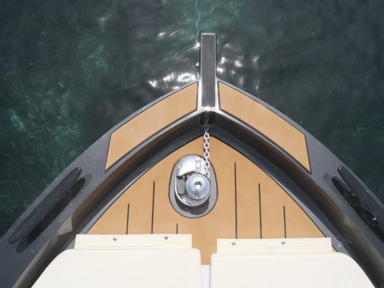 Yacht hire Roses cheap BA 75