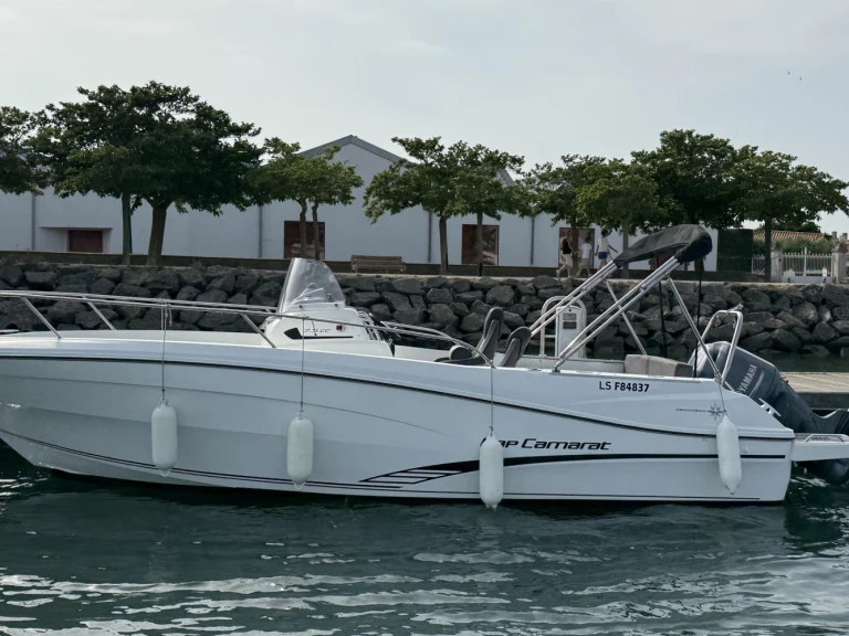 Jeanneau Cap Camarat 7.5 CC Serie 2 charter bareboat or skippered in  Saint-Gilles-Croix-de-Vie