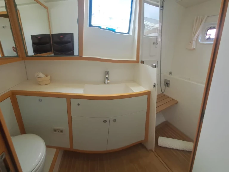 Hire Catamaran with or without skipper Lagoon Capo d'Orlando