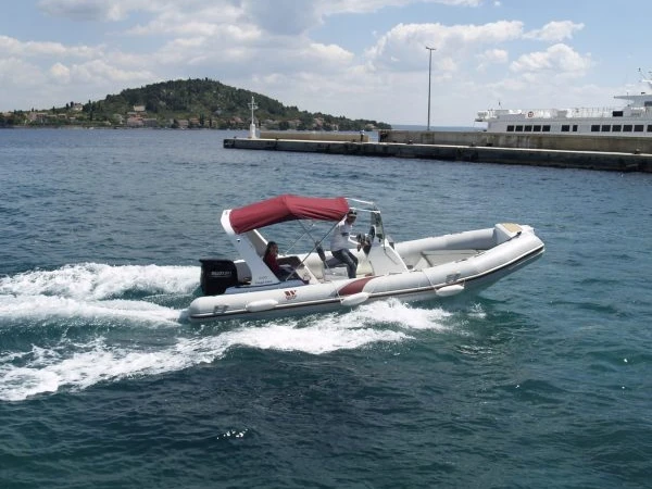 Hire RIB Tiger with a boat licence