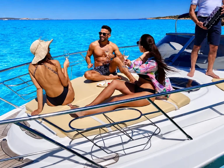 Motorboat to hire Mandelieu-la-Napoule at the best price