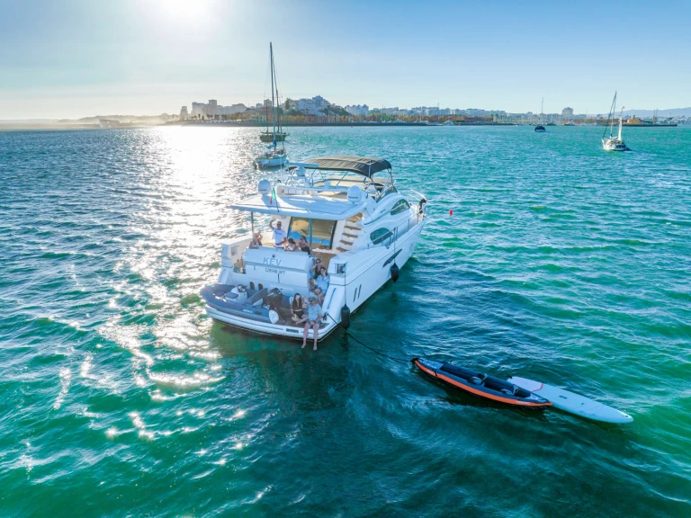 Luxury Yacht hire in Vilamoura - Pearl fly bridge 55