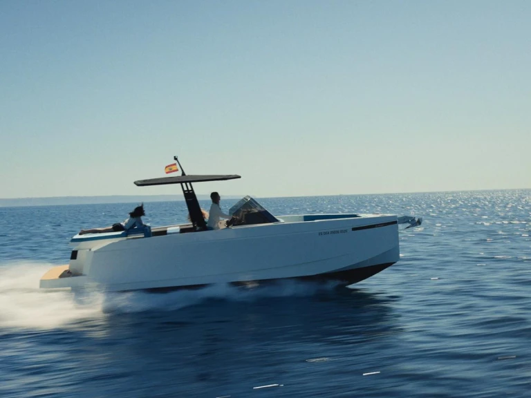 Yacht charter Palma de Mallorca - DE ANTONIO Yachts D29 Open on SamBoat