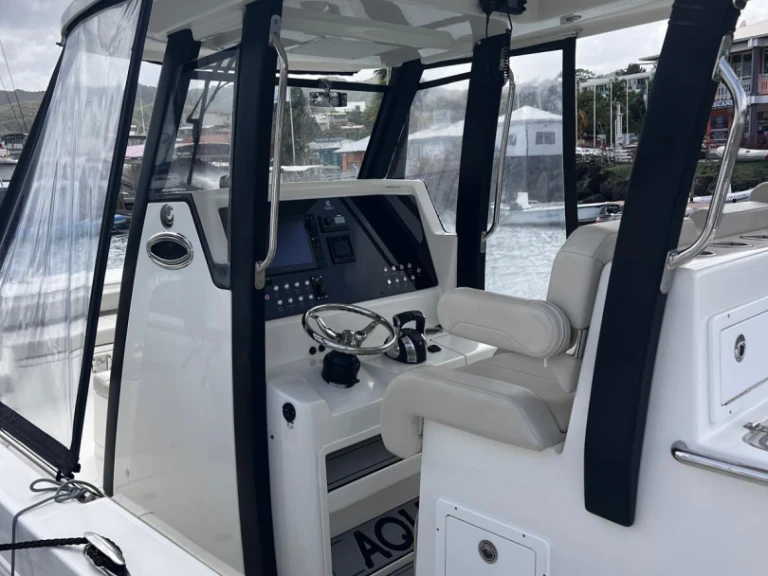 Yacht charter Le Marin - Aquila 28 Molokai on SamBoat