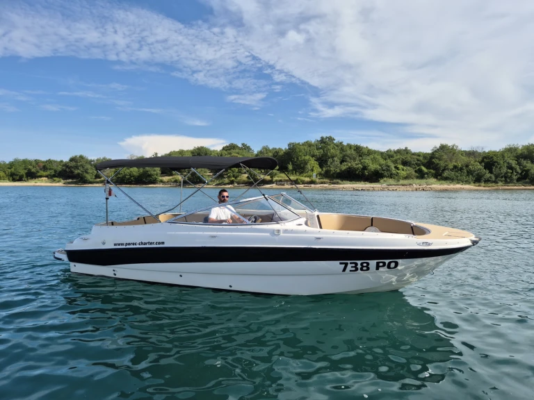 Motorboat to hire Poreč at the best price