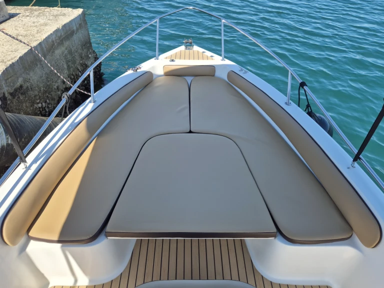 Holiday 19 Open charter bareboat or skippered in  Poreč
