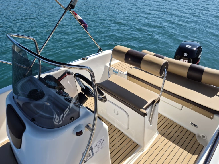Hire a Holiday 19 Open Poreč