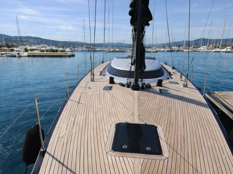 Sailboat to hire Imperia at the best price