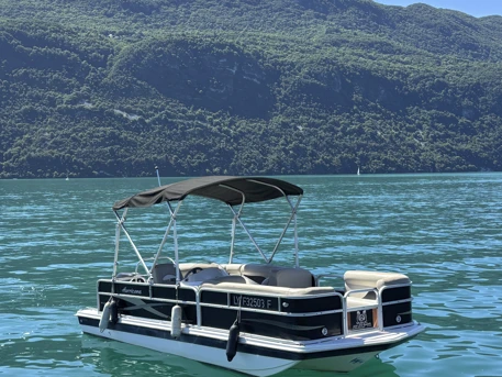 Hire a HURRICANE fundeck 190 Aix-les-Bains