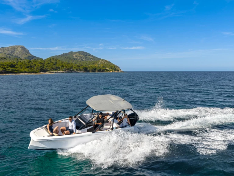 Hire a Axopar 22 Port d'Alcudia