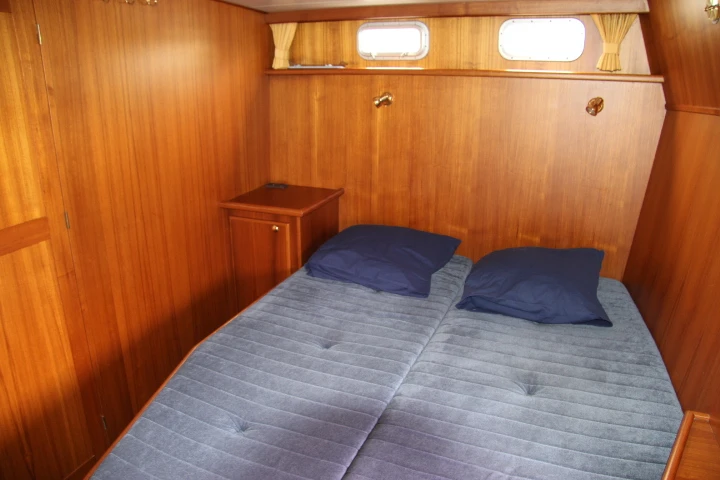 Motorboat hire in Gaastmeer - privateer 34