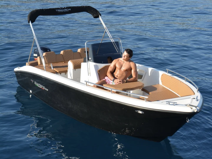 Charter a Trimarchi Diamond 215 in Santa Margherita Ligure on Samboat