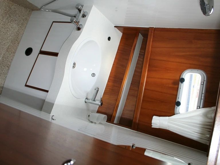 Motorboat hire in Gaastmeer - staaldus 42