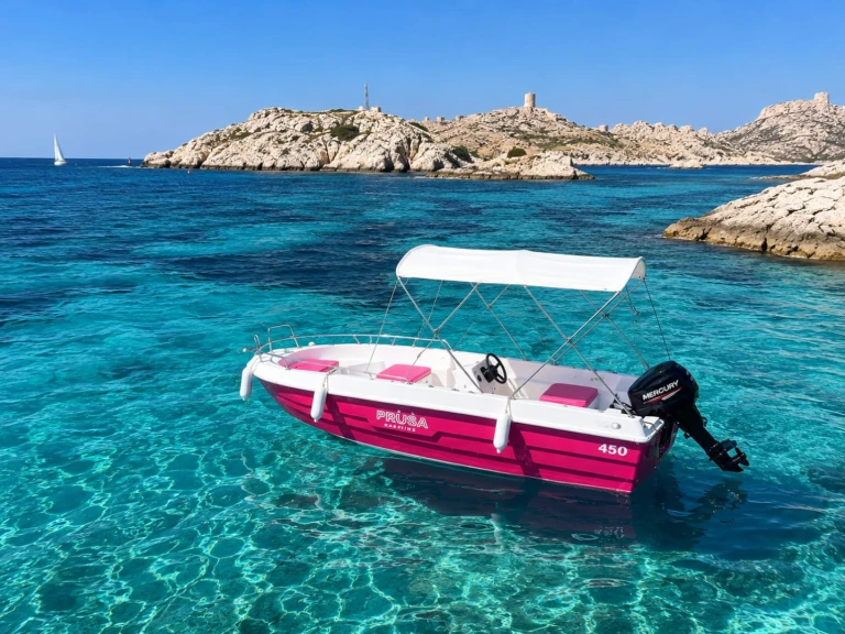 Charter a Prusa 450 Prusa marine 450 in Marseille on Samboat
