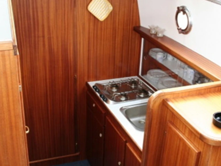 Motorboat hire in Gaastmeer - hellingskip 935