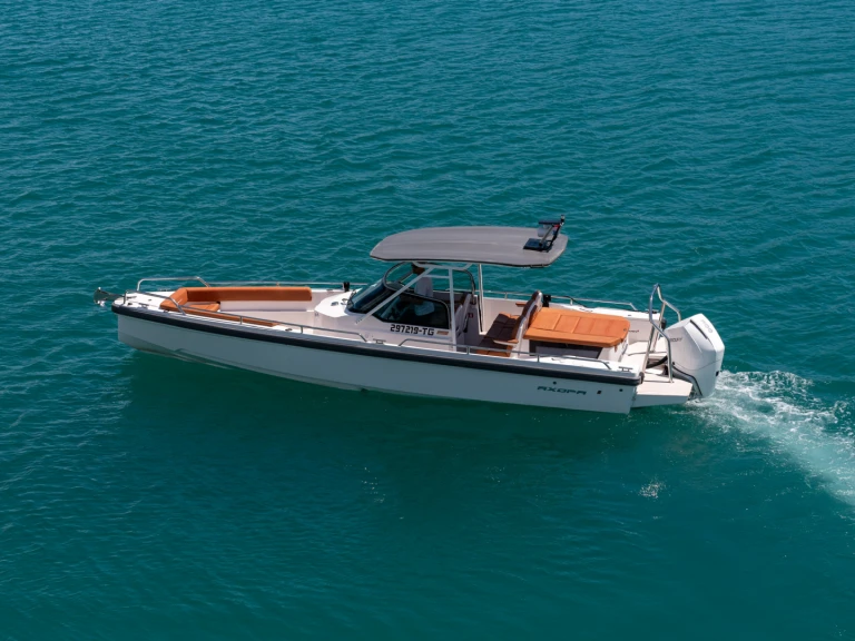 Hire a Axopar Axopar 28 T-Top Split