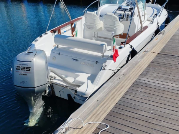Motorboat to hire Carloforte at the best price