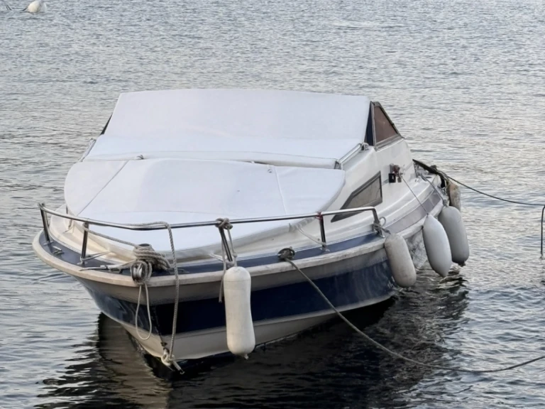 Motorboat to hire Stresa at the best price