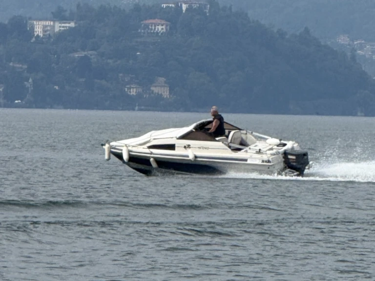 A HELLAS Hermes  charter bareboat or skippered in  Stresa