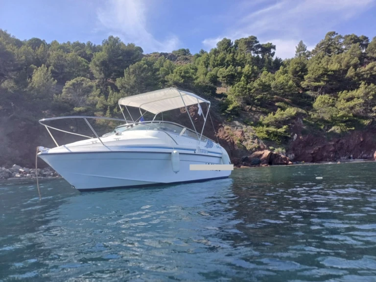 Charter a Bénéteau Flyer 5 Grand Prix in France on Samboat