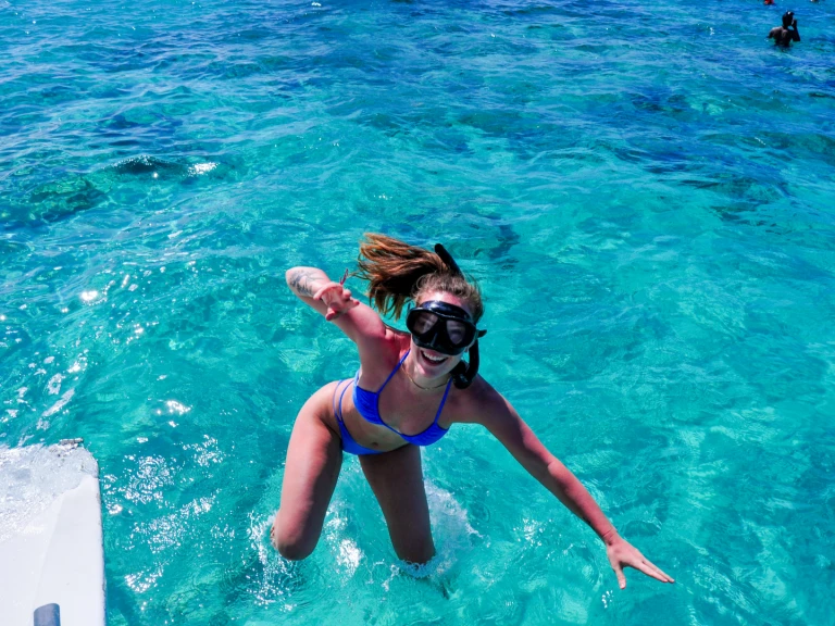 Yacht hire La Romana cheap custom