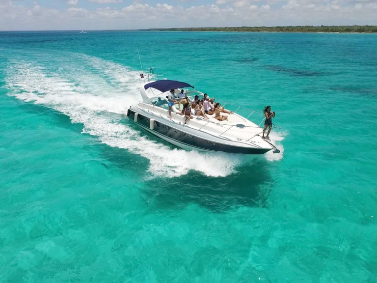Hire Luxury Yacht Custom Made with a boat licence
