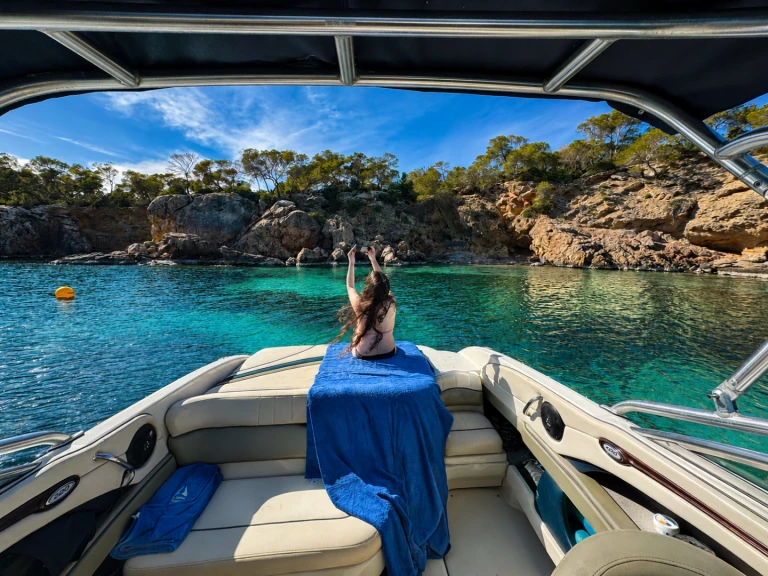 Yacht hire Sant Antoni de Portmany cheap Sea Ray 220 Select
