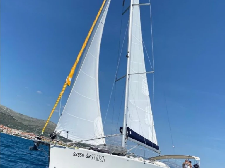 Yacht hire Trogir cheap 411