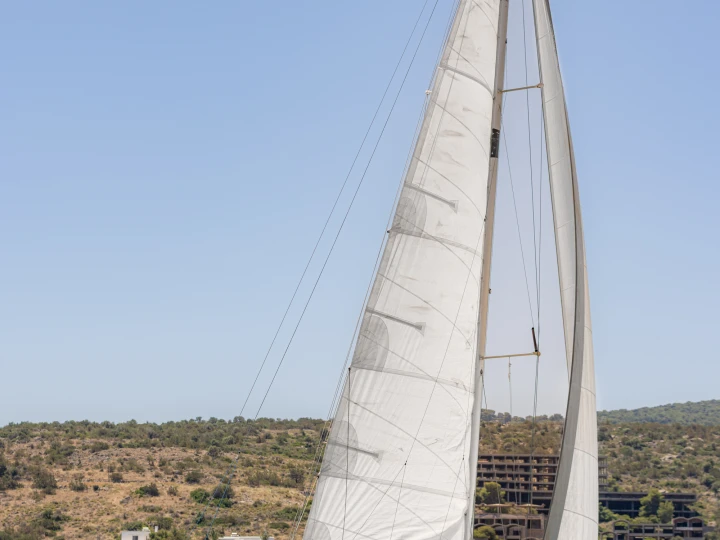 Yacht hire Kallithea cheap Cyclades 50.5
