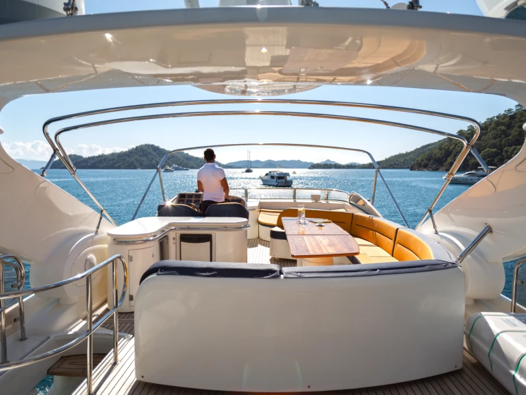 Yacht hire La Romana cheap custom