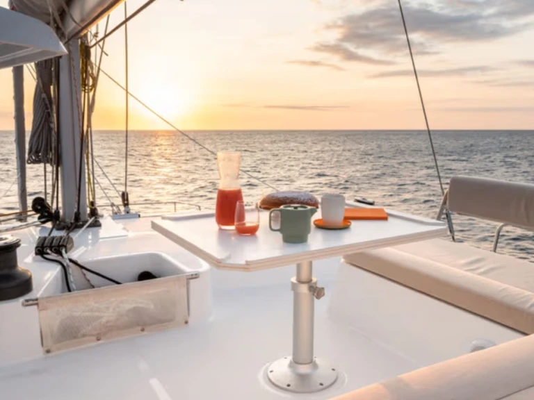 Catamaran to hire Airlie Beach at the best price